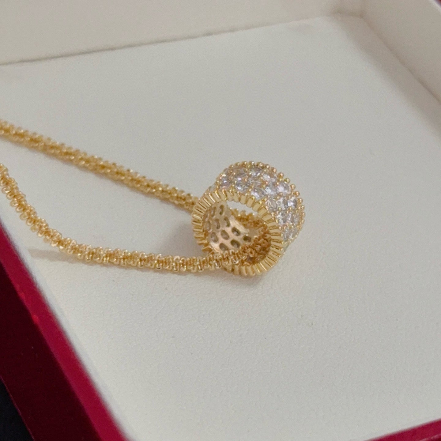 Panthere Collection Bracelet | Diamond-Set | Timeless Classic